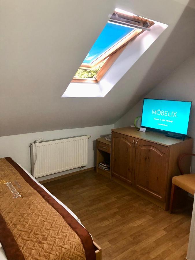 Sunshine Pension Karlovy Vary Eksteriør bilde