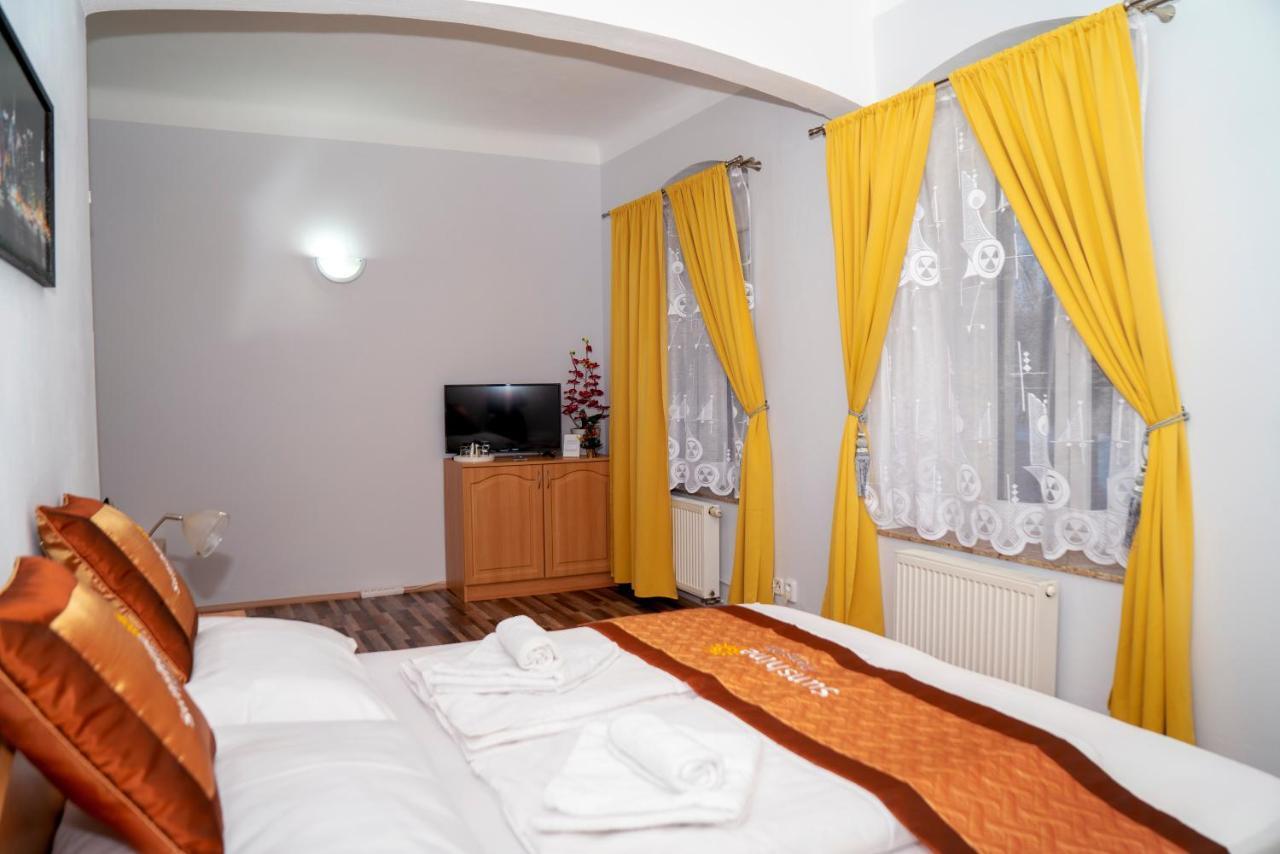 Sunshine Pension Karlovy Vary Eksteriør bilde