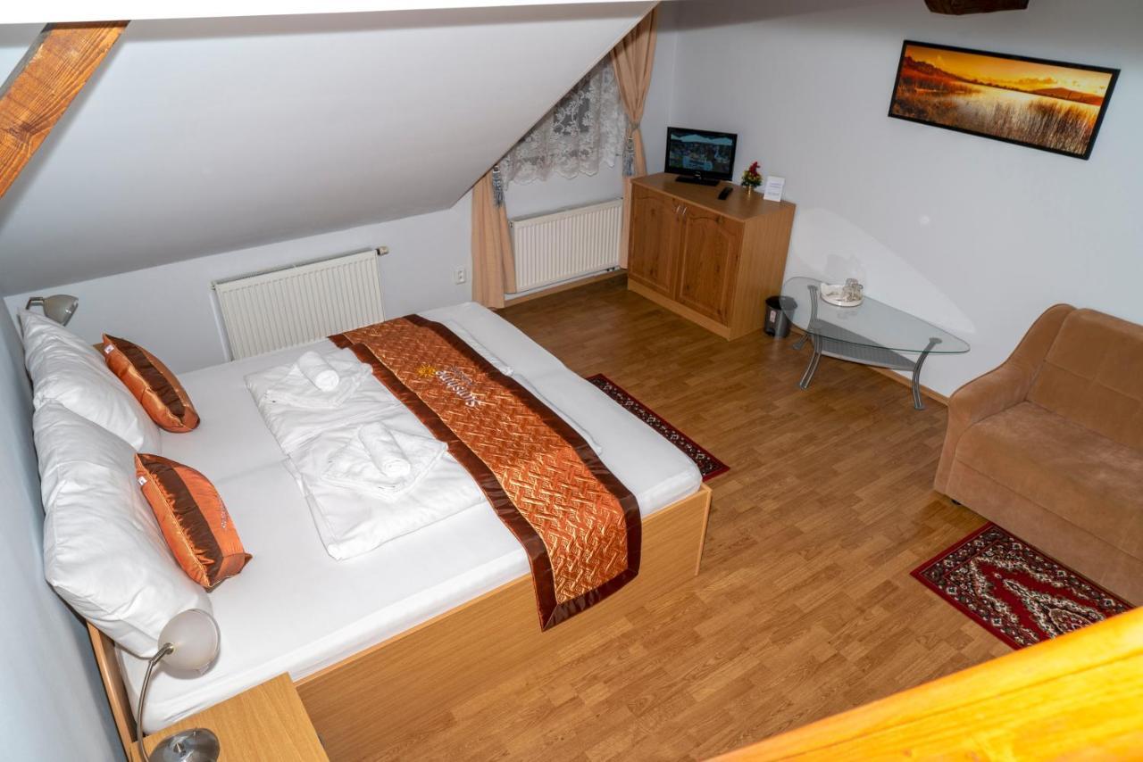 Sunshine Pension Karlovy Vary Eksteriør bilde
